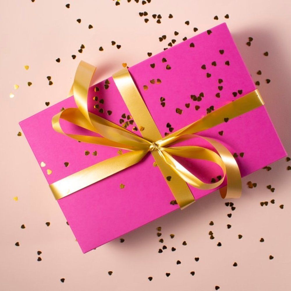 ‎MYSTERY BOX
